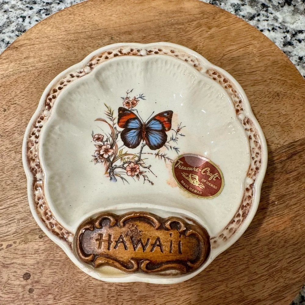 Treasure Craft Vintage Hawaii Trinket Dish with‎ Butterfly